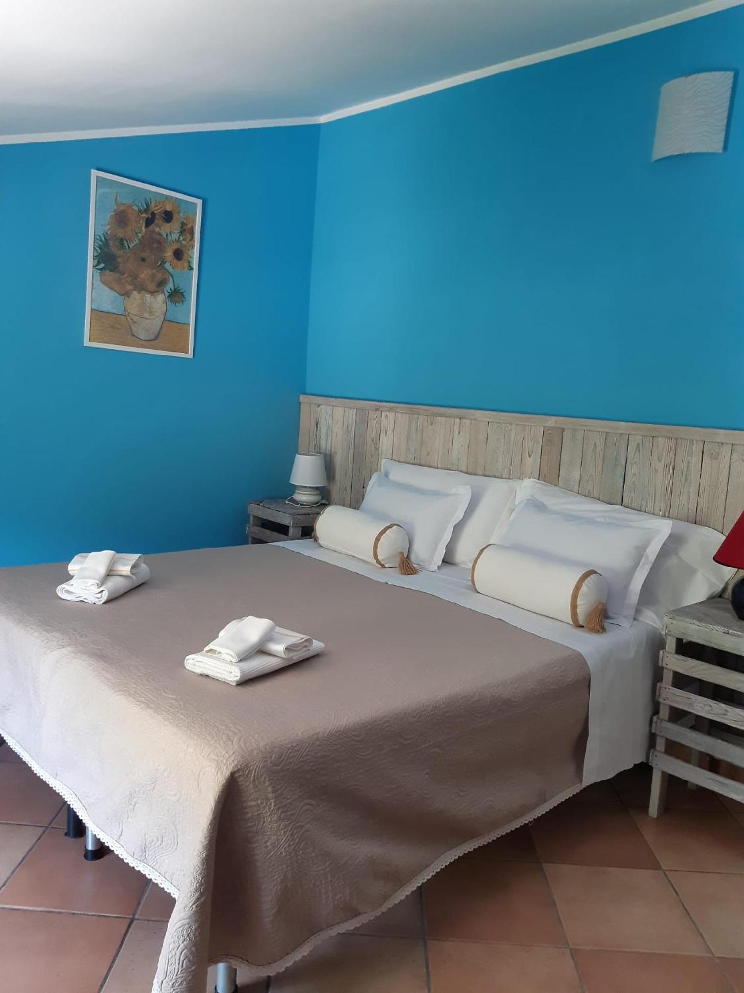 Bed and Breakfast Il Girasole Castelvecchio Calvisio Экстерьер фото